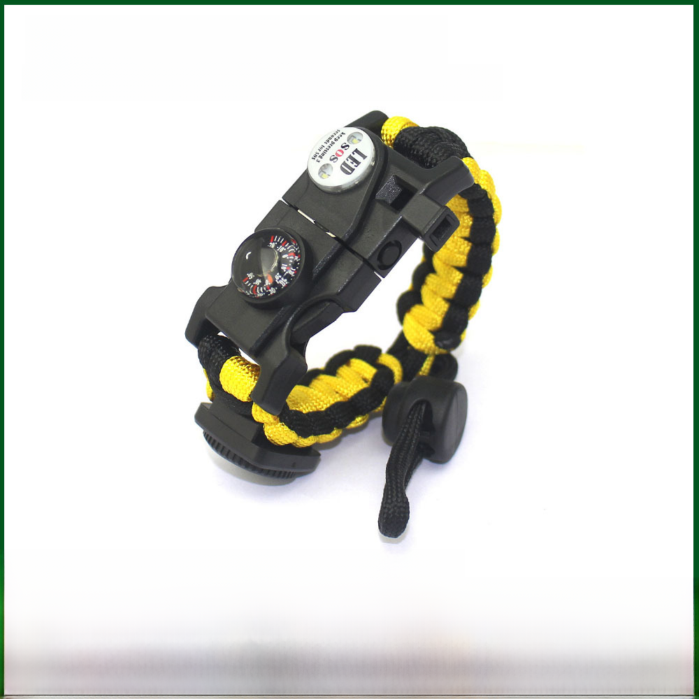 Outdoor Paracord Survival Bracelet with Fire Starter Tool
